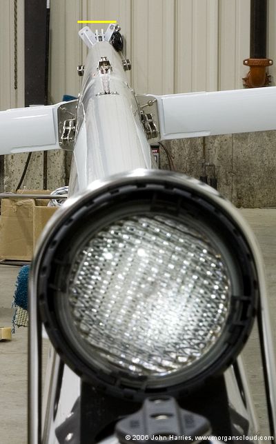 With the slot in the GMT mast butt plug set vertical, the twist in the GMT-manufactured mast is shown clearly.