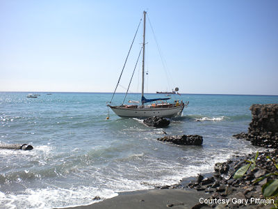 Kantele, a Saga 40 sailboat, lost after a mooring failure at Sint Eustatius