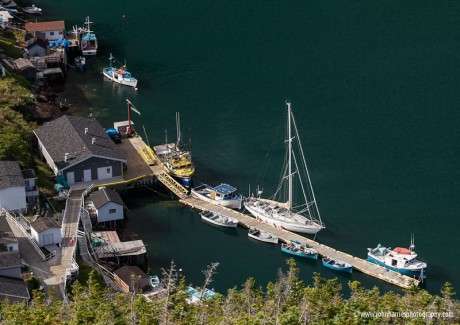 Morgan's Cloud alongside the floating dock at Francois